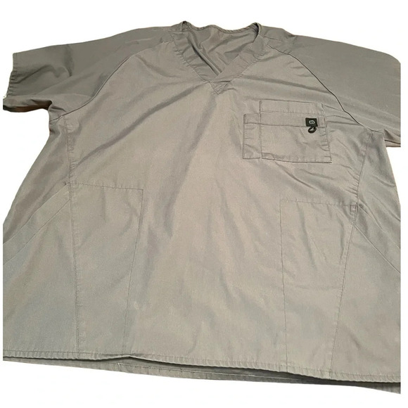 Wonder Wink short sleeved 4 pocket scrubs top. Style #6316 - Picture 1 of 3
